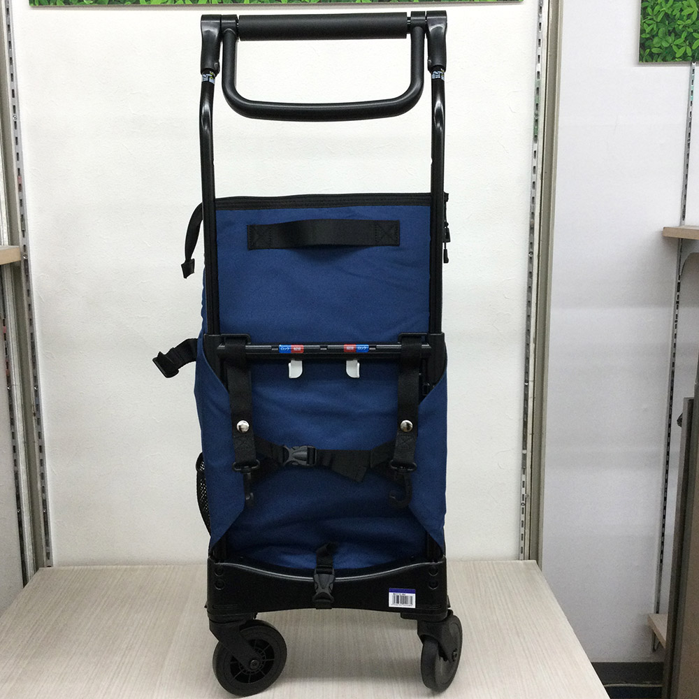 高さも6段階調整が可能。お買い物の時にショッピングカート搭載用フック付きでバッグ部分も取り外しできとっても便利。