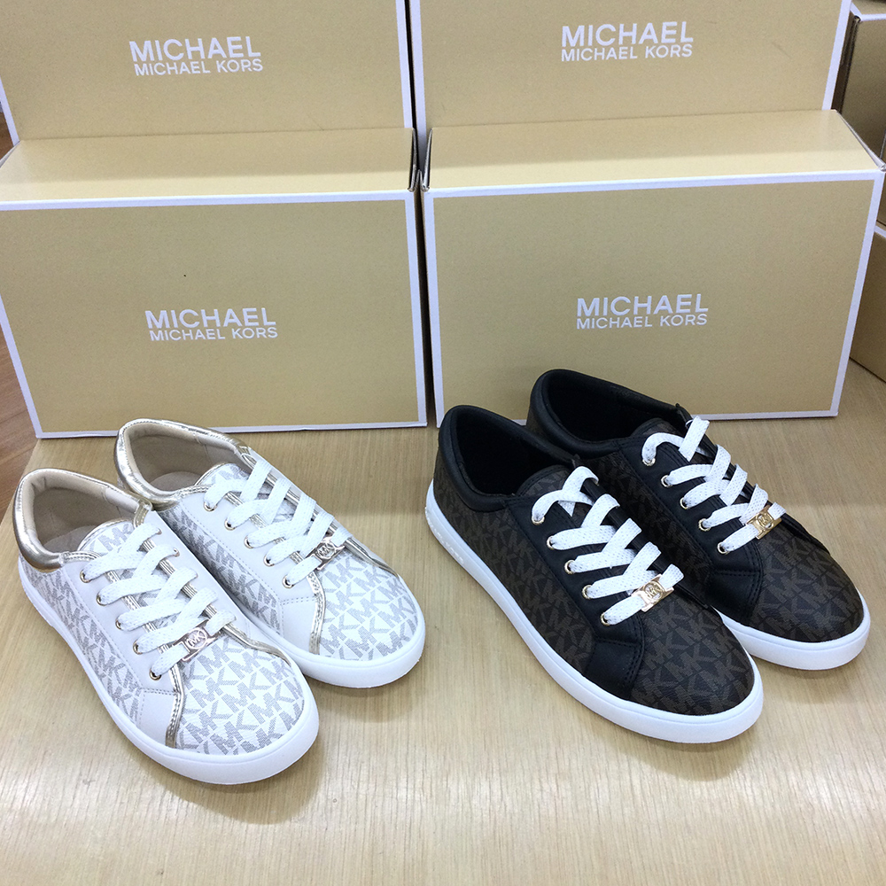 MICHAEL KORS　スニーカー