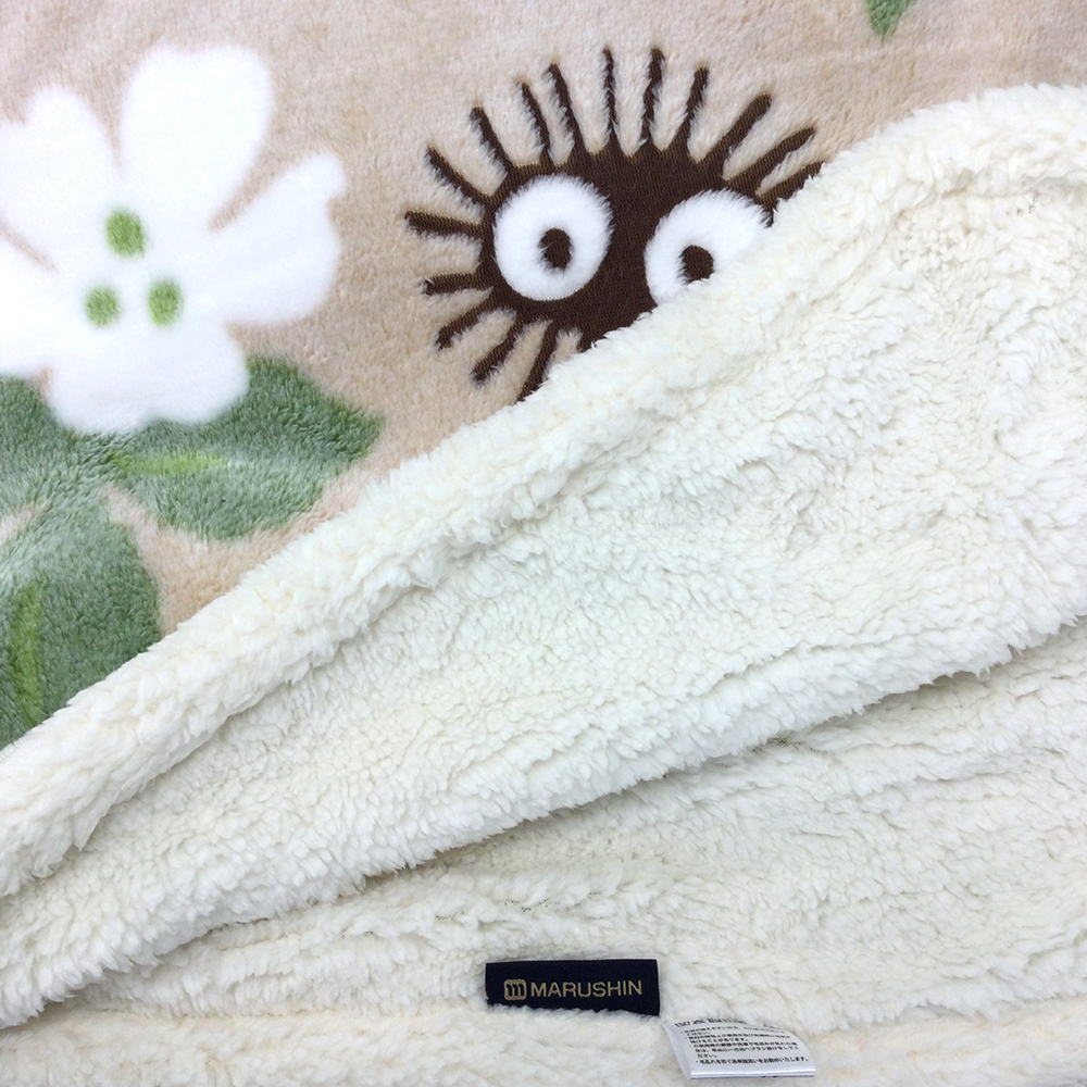 裏面はシープボア素材。