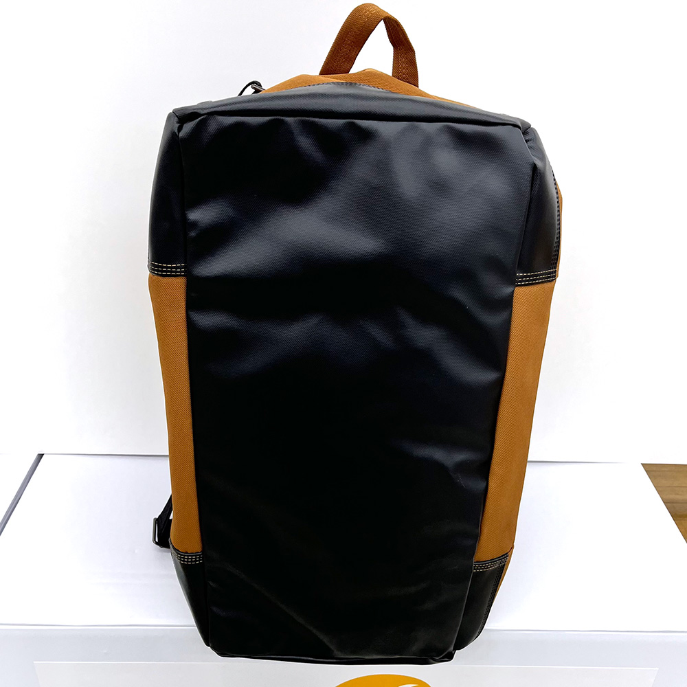 底も汚れが気にならないブラックです。