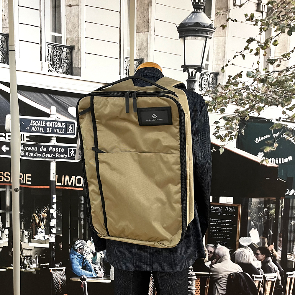 軽量＆撥水＆機能性を備えたトラベルリュック