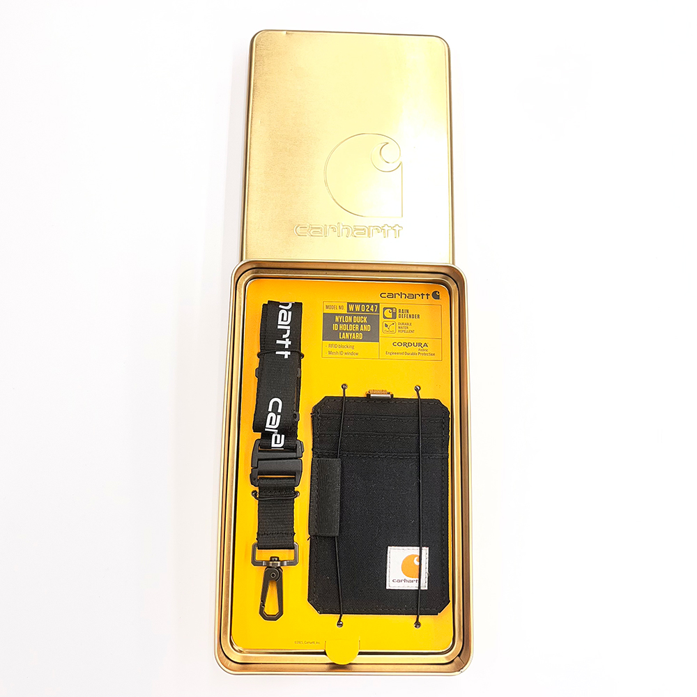 プレゼントにも最適なBOX付き