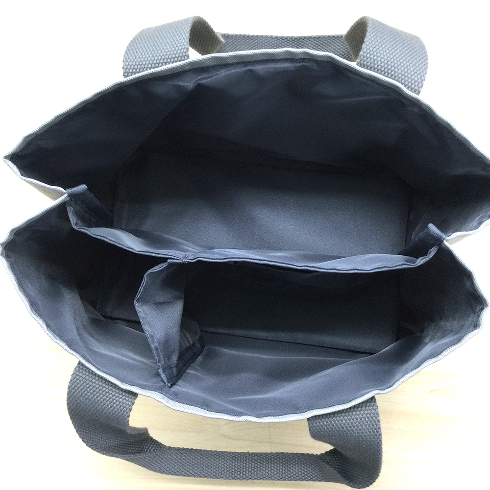 仕切りが3ルームに分かれて整理整頓